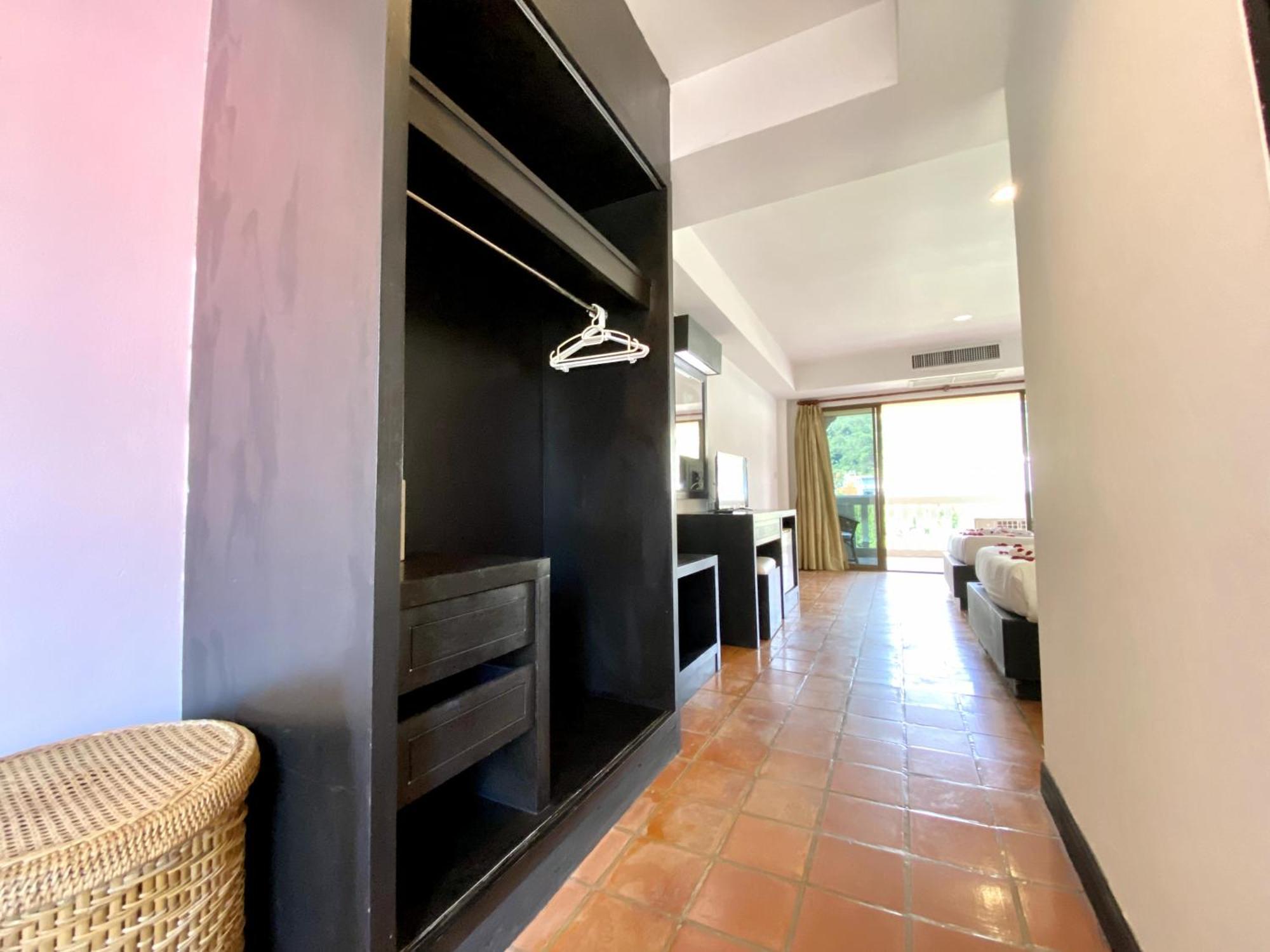 H.R.K.Resort Patong Dış mekan fotoğraf