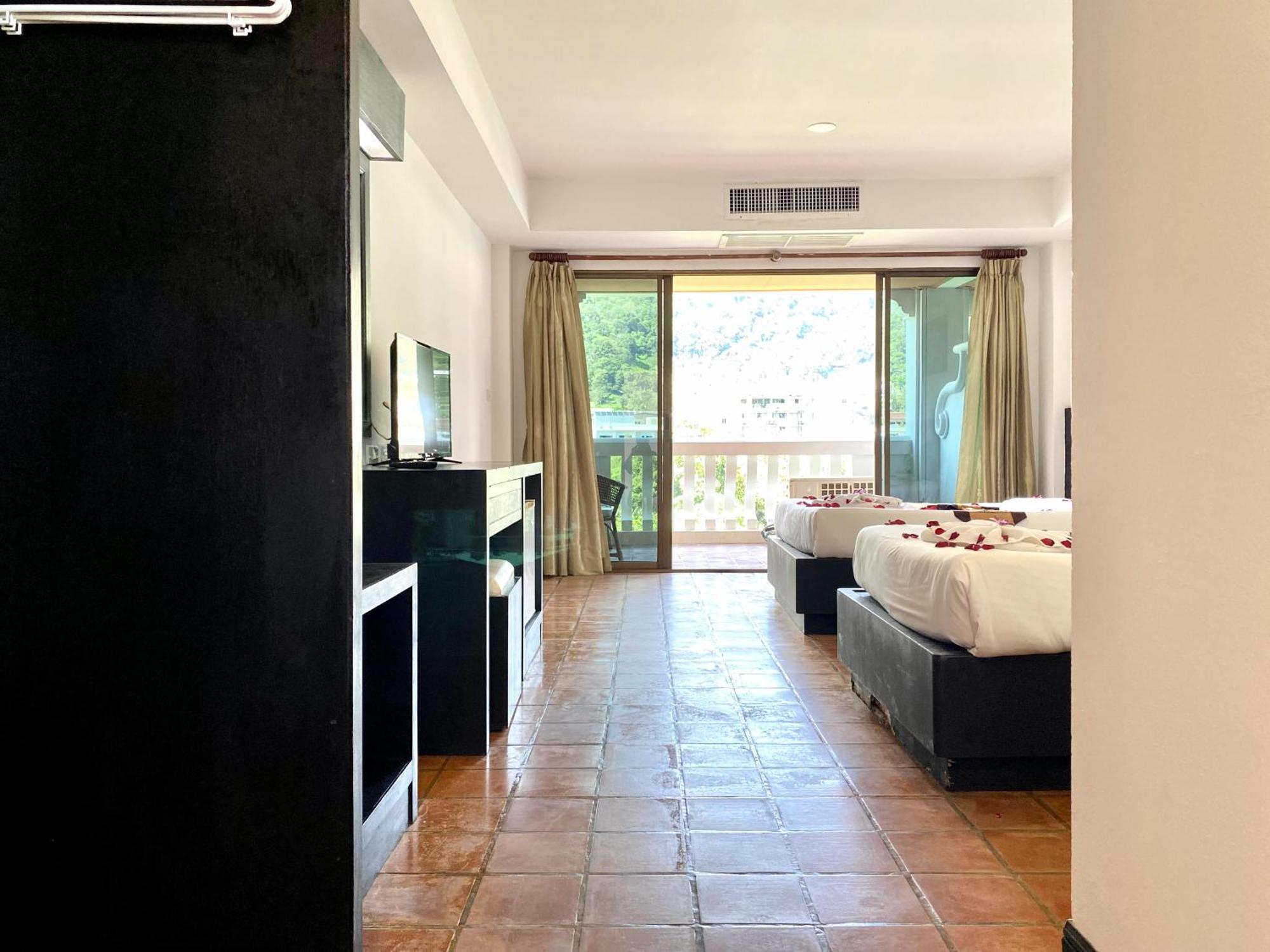 H.R.K.Resort Patong Dış mekan fotoğraf