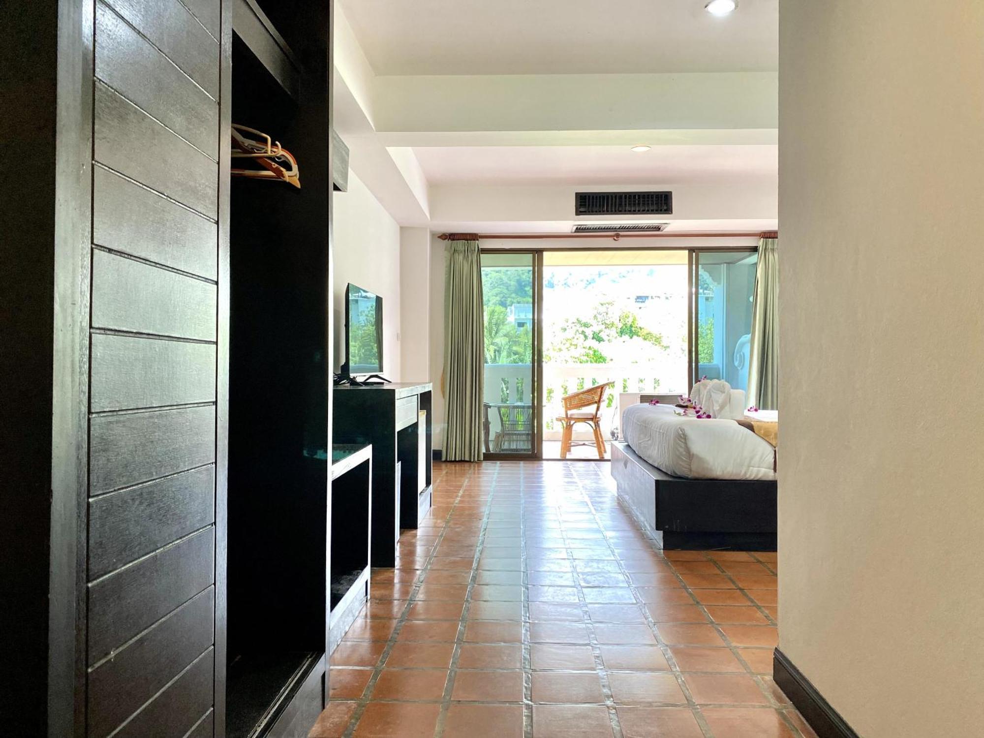 H.R.K.Resort Patong Dış mekan fotoğraf