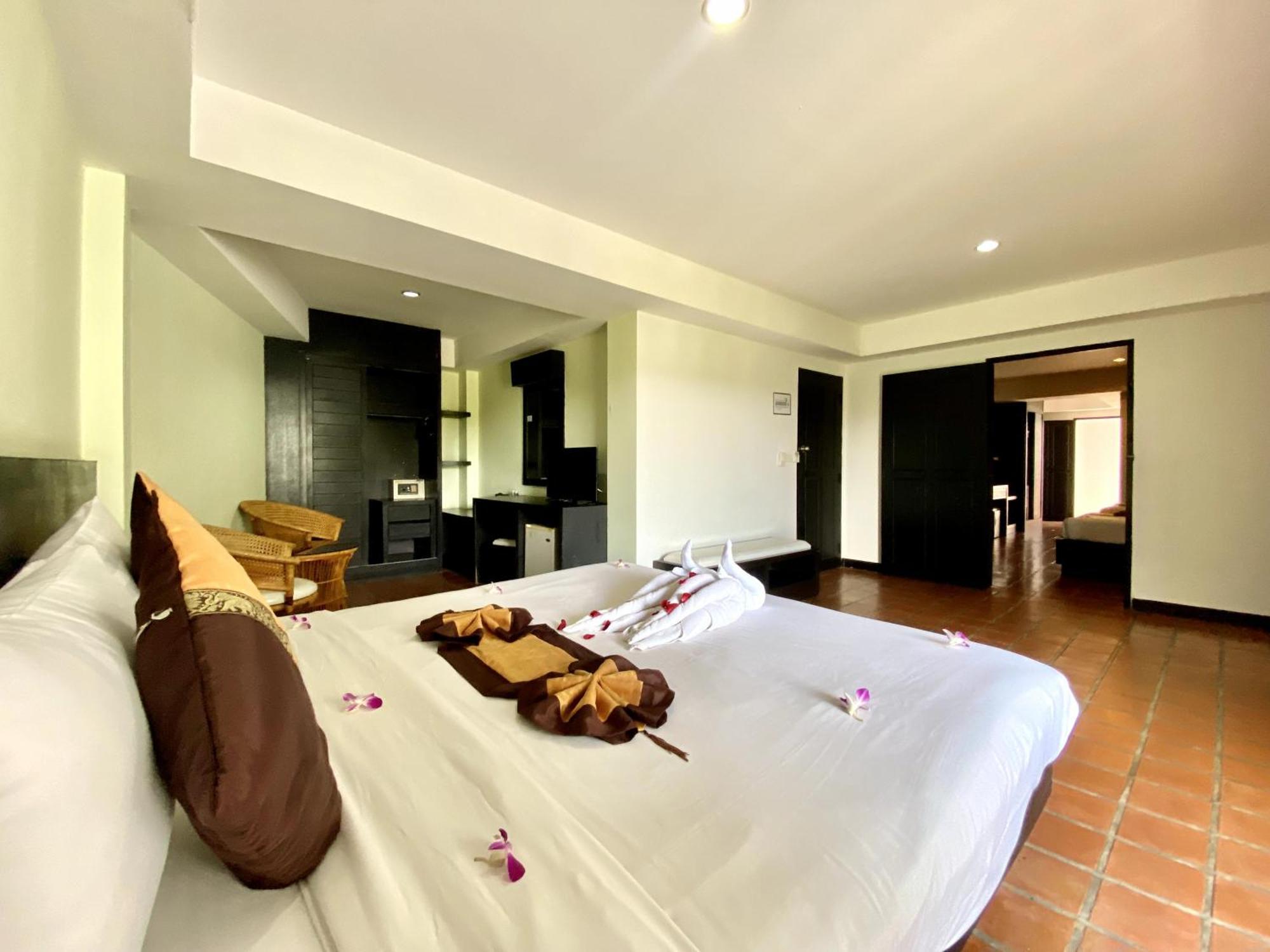 H.R.K.Resort Patong Dış mekan fotoğraf