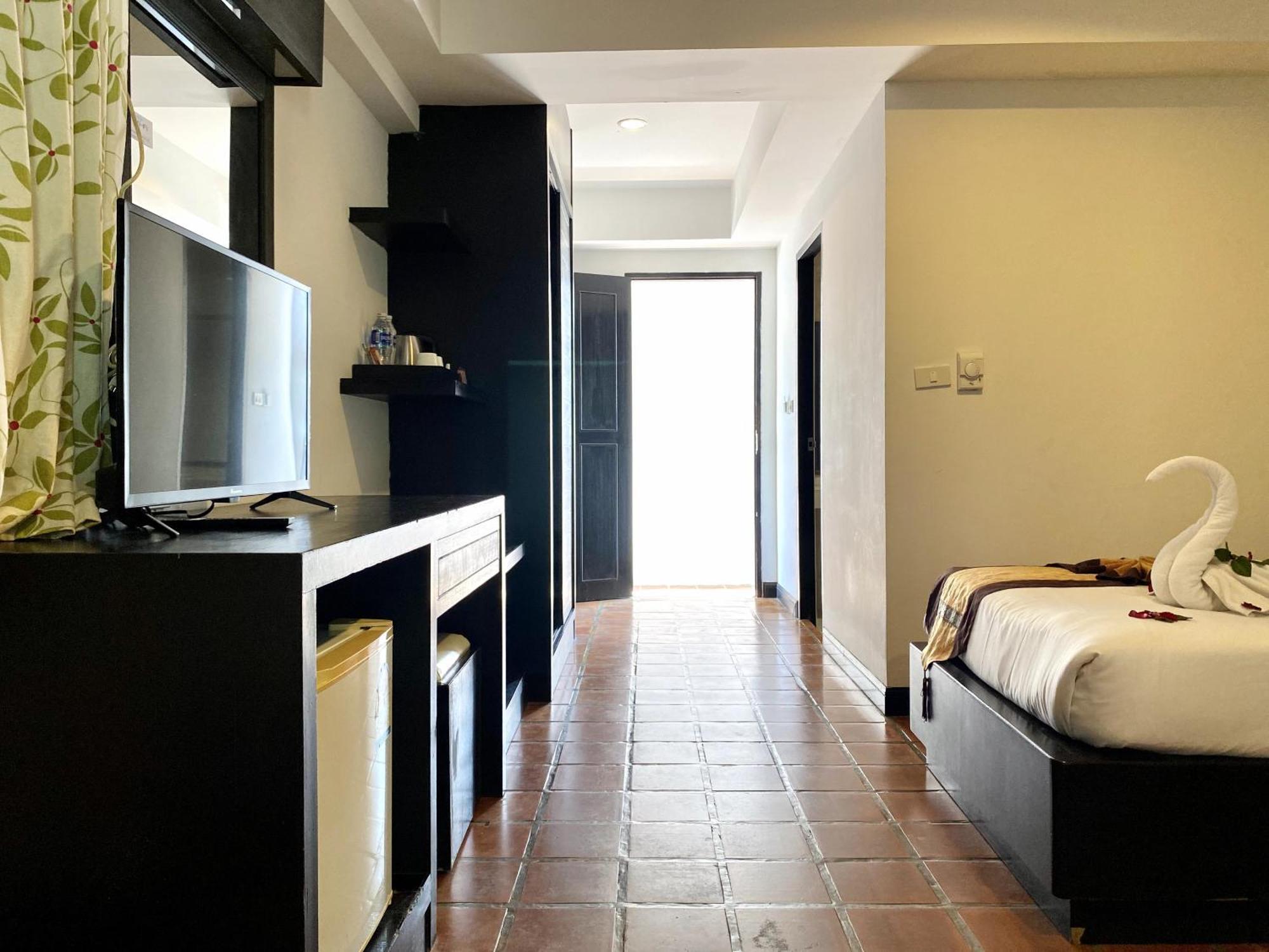 H.R.K.Resort Patong Dış mekan fotoğraf