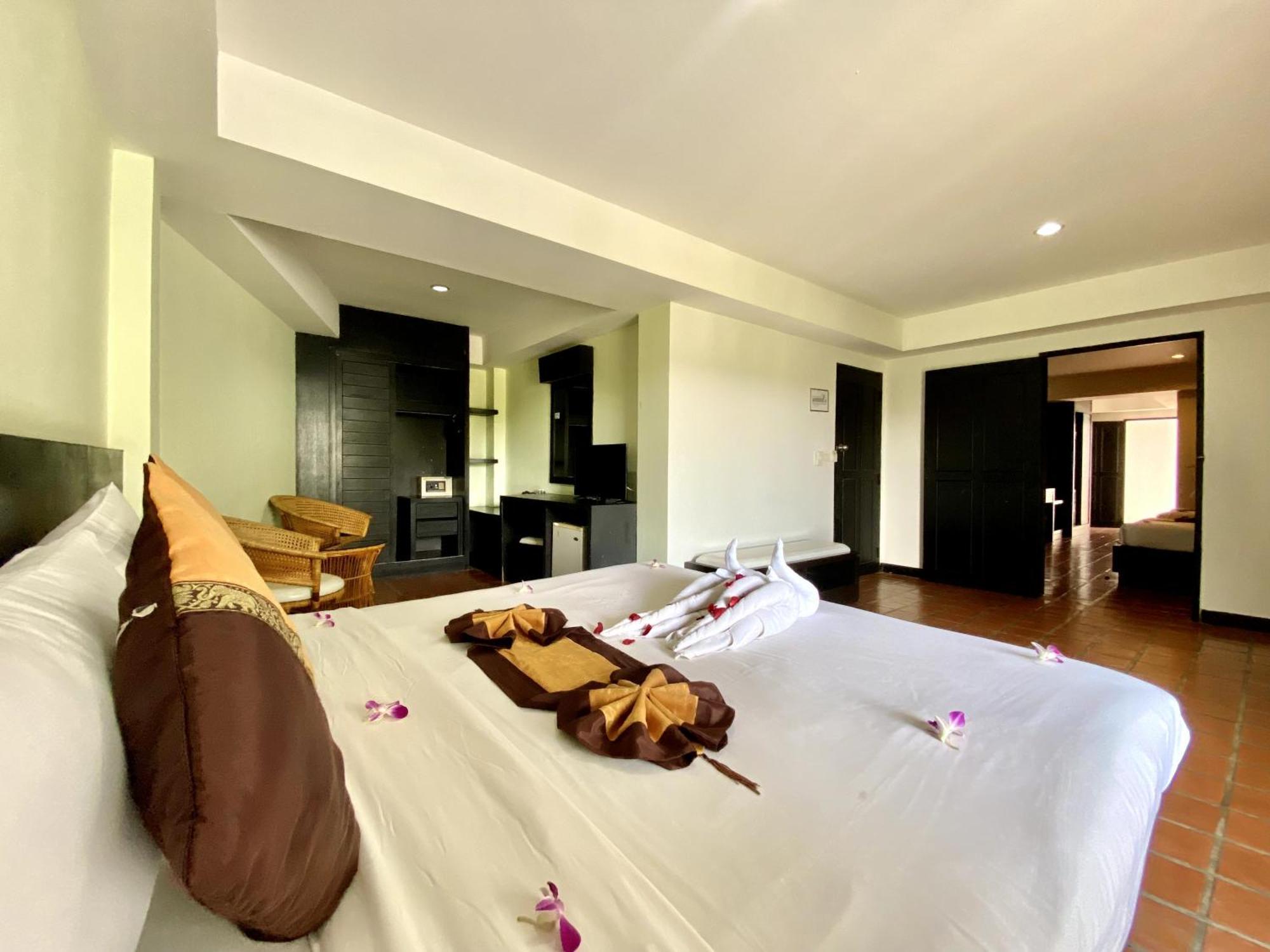 H.R.K.Resort Patong Dış mekan fotoğraf